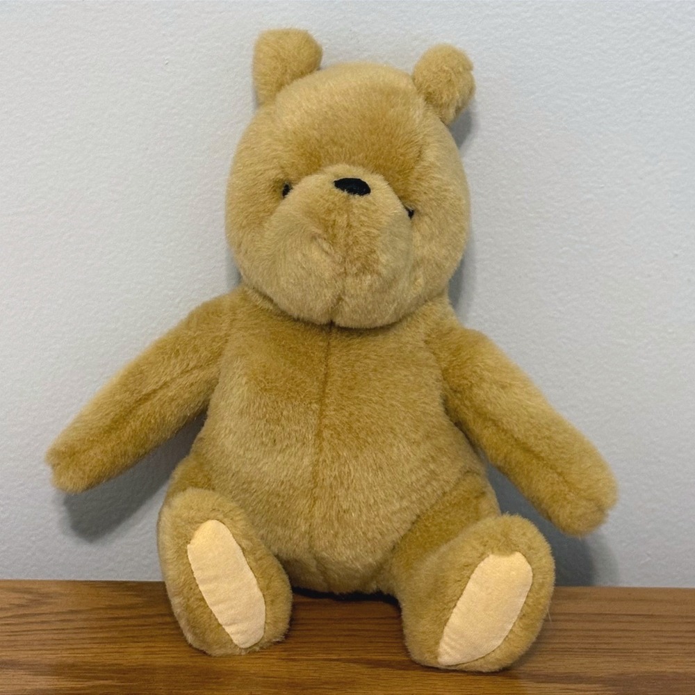 Gund Disney Classic Pooh Plush Stuffed Animal Vintage Golden Yellow Teddy Bear